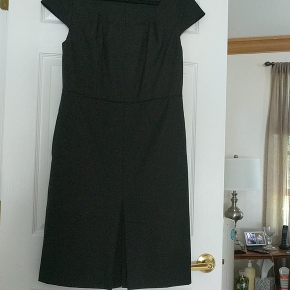 Ann Taylor Dress - Picture 5 of 6